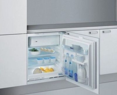 Встраиваемый холодильник Beko BU 1154N